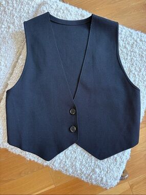 Knit V-Neck Women's Vest